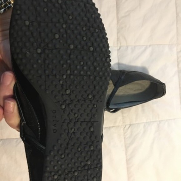 Privo/Clark’s flats aka Mary Janes - Picture 3 of 4